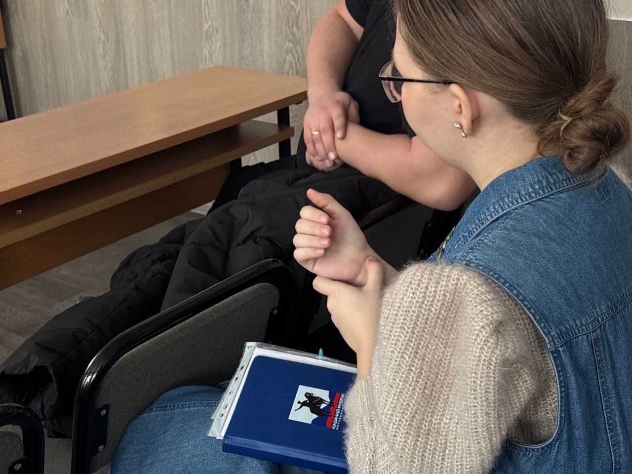 Полицейские провели мероприятие по подготовке народных дружинников по основным направлениям их деятельности Полицейские провели мероприятие по подготовке народных дружинников по основным направлениям их деятельности