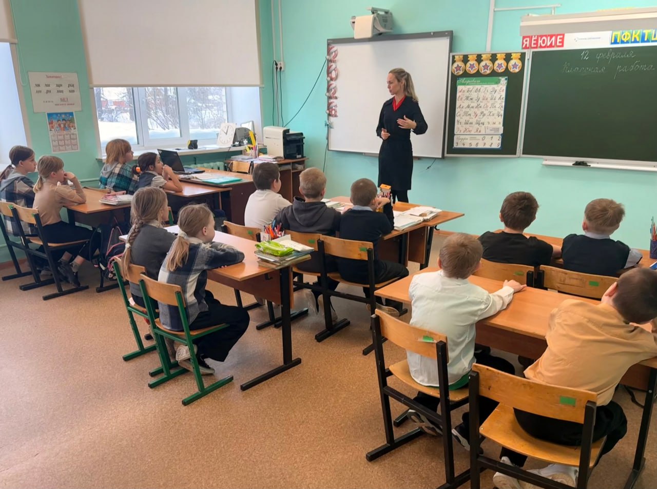 Сотрудники ОМВД России «Никольский» совместно с представителями органов опеки и попечительства, а также КДН и ЗП Никольского муниципального округа посетили Зеленцовскую, Аргуновскую и Теребаевскую школы Сотрудники ОМВД России «Никольский» совместно с представителями органов опеки и попечительства, а также КДН и ЗП Никольского муниципального округа посетили Зеленцовскую, Аргуновскую и Теребаевскую школы