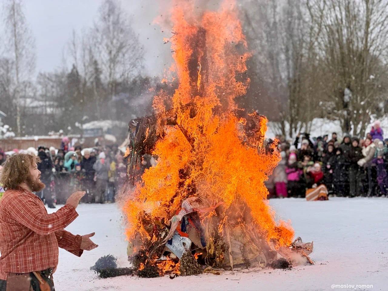 Более 23 000 жителей и гостей Череповца собрались на масленичных гуляньях Более 23 000 жителей и гостей Череповца собрались на масленичных гуляньях