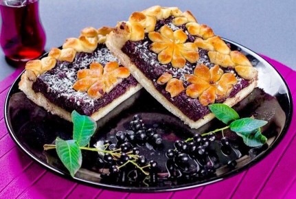 Вкусные десерты из черной смородины: новые идеи для выпечки