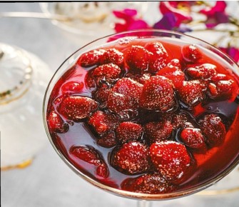 Погрузитесь в сладость: клубничное варенье на зиму, которое не оставит равнодушным