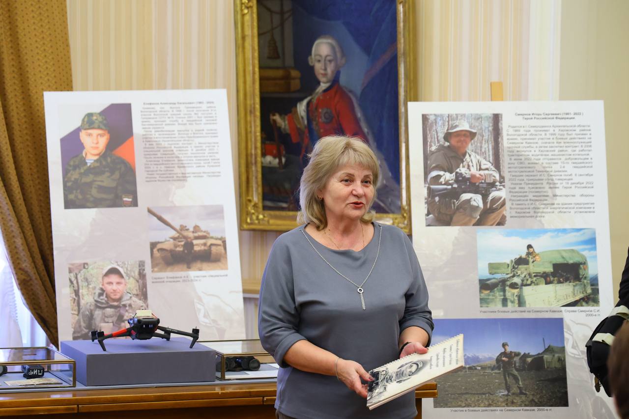 В Вологодском кремле школьникам рассказали о «Героях нашего времени» В Вологодском кремле школьникам рассказали о «Героях нашего времени»