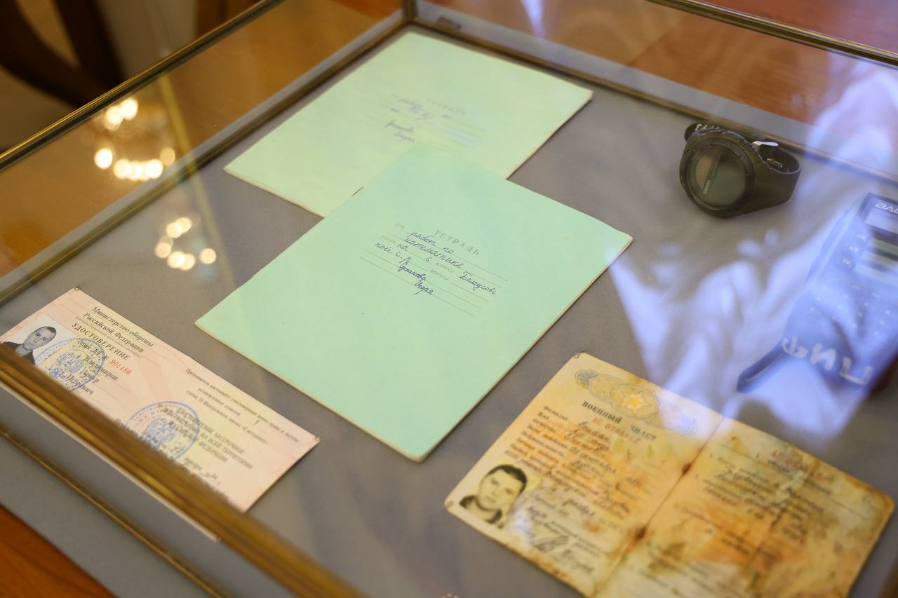 В Вологодском кремле школьникам рассказали о «Героях нашего времени» В Вологодском кремле школьникам рассказали о «Героях нашего времени»