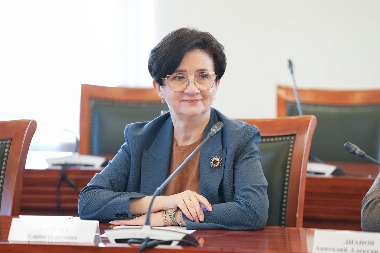 В областном парламенте обсудили перспективы развития кадетской школы им. Белозерского полка В областном парламенте обсудили перспективы развития кадетской школы им. Белозерского полка