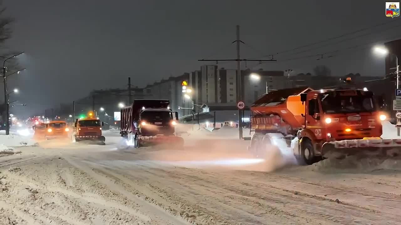 Андрей Накрошаев: Все силы коммунальщиков брошены на уборку города после снегопада