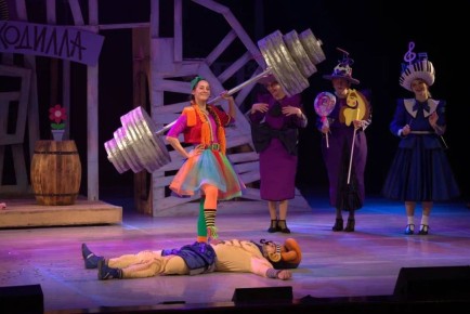 В Вологодской области стартовал фестиваль премьер профессиональных театров «Вологодский Областной Театральный»