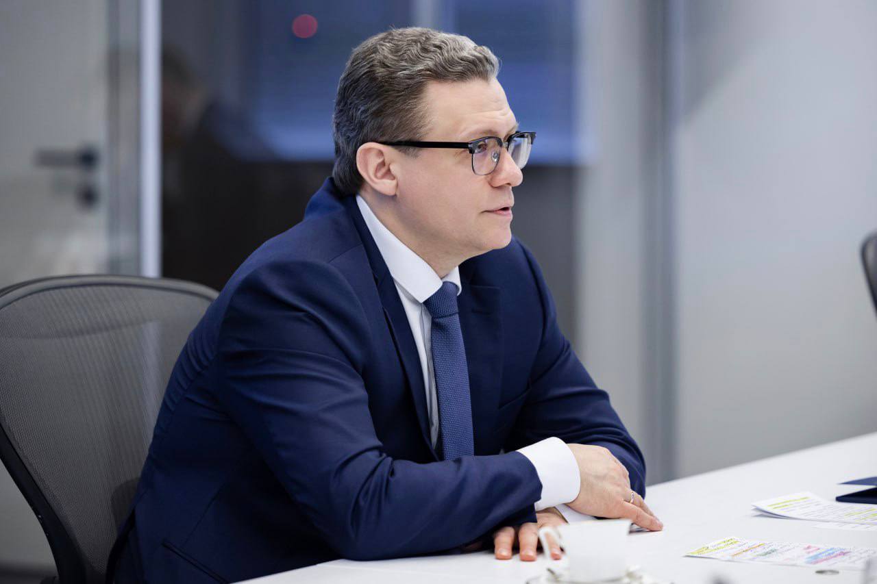 Губернатор Георгий Филимонов провел содержательную встречу с генеральным директором ПАО ДОМ.РФ Виталием Леонтьевичем Мутко