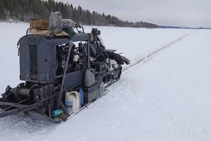 В Великоустюгском округе начали плановую нарезку льда на Сухоне и Северной Двине