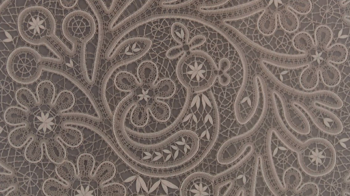 Произведения легендарной вологодской кружевницы Галины Мамровской представили в Кириллове