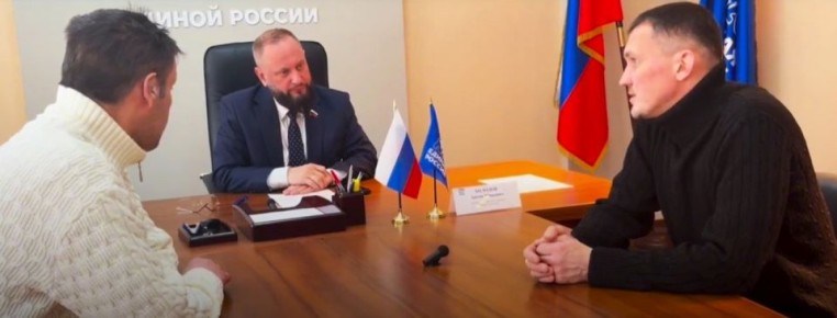 Антону Холодову удалось решить вопрос с выплатой зарплаты в течение часа