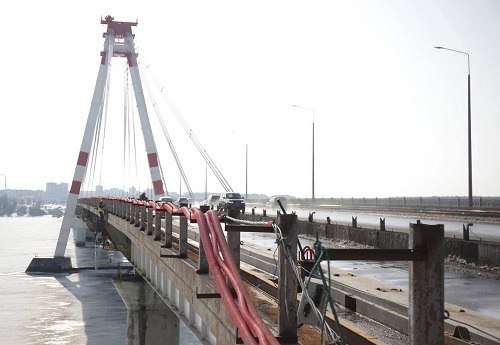 Как сообщает врип главы Череповца Андрей Накрошаев, капремонт Октябрьского моста вышел на финишную прямую, готовность составляет 70%