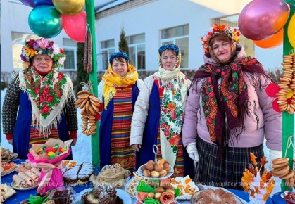 Как в Копыльском районе проводили зиму с танцами и конкурсами