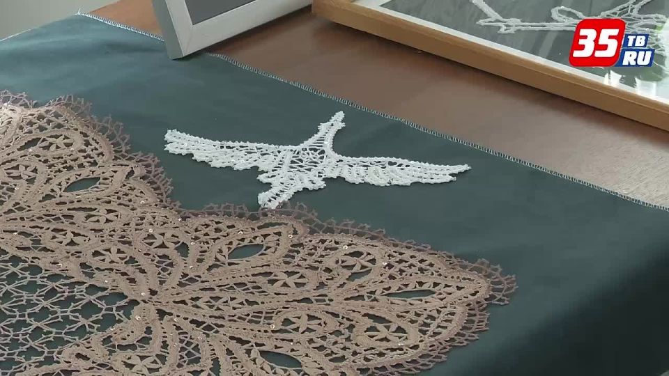 Кружевную карту Вологодчины создала череповецкая пенсионерка