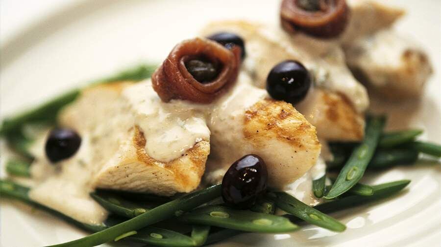 Все секреты приготовления соуса тоннато: от майонеза до каперсов