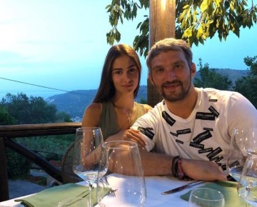 Торт с шоколадными шайбами для Овечкина от повара Дубая