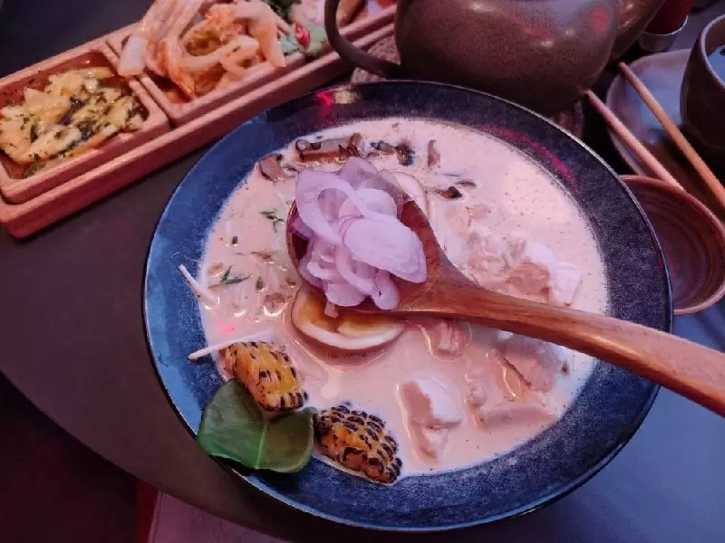 На месте кафе Umami Katiko открывается новое азиатское бистро «ПокеРамен»