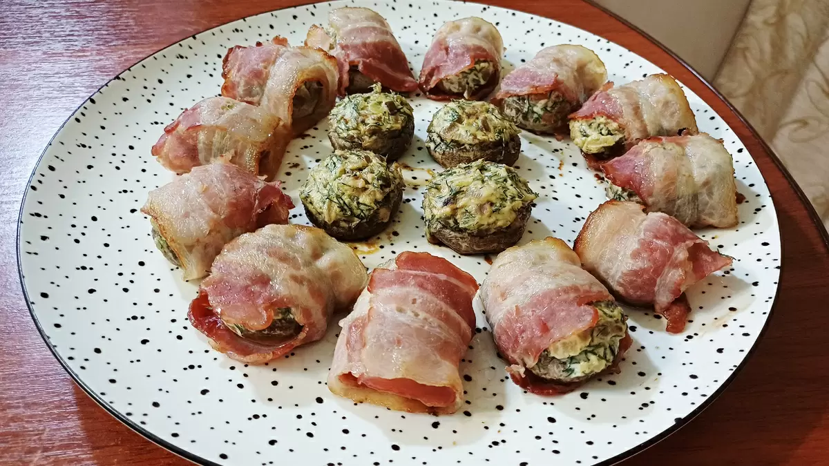 Фаршированные шампиньоны: быстрый и вкусный рецепт на любой случай
