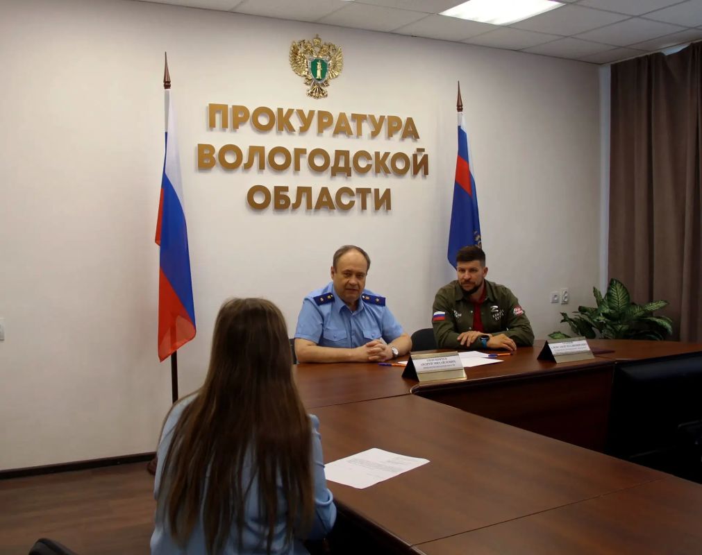 Прокуратура Вологодской области заключила соглашение о взаимодействии с Региональным отделением Общероссийского общественного движения «Народный Фронт «За Россию» в Вологодской области» Прокуратура Вологодской области заключила соглашение о взаимодействии с Региональным отделением Общероссийского общественного движения «Народный Фронт «За Россию» в Вологодской области»