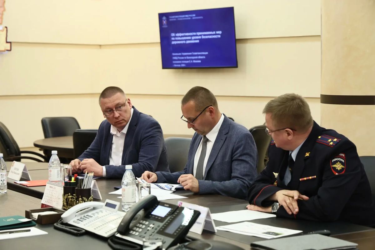 Георгий Филимонов: Провёл совещание по повышению безопасности на дорогах Вологодчины Георгий Филимонов: Провёл совещание по повышению безопасности на дорогах Вологодчины