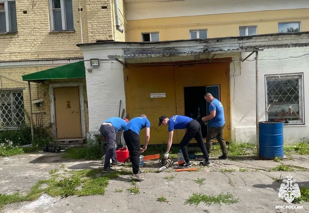 Помощь святым обителям накануне профессионального праздника Помощь святым обителям накануне профессионального праздника