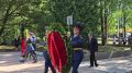 Губернаторы Александр Беглов и Георгий Филимонов возложили цветы к памятнику «Жителям блокадного Ленинграда» на Пошехонском кладбище в Вологде