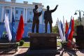 Памятник Сталину и академику Бардину открыли в Череповце Вологодской области