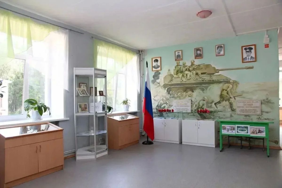 С 2024 года музеи открылись в 60 школах области, обновлены экспозиции, закуплено цифровое оборудование и мебель С 2024 года музеи открылись в 60 школах области, обновлены экспозиции, закуплено цифровое оборудование и мебель