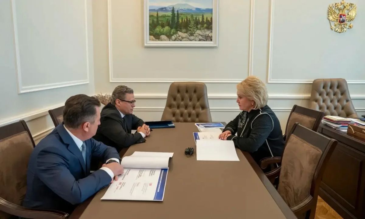 Георгий Филимонов: Рабочий день продолжил в Совете Федерации Георгий Филимонов: Рабочий день продолжил в Совете Федерации
