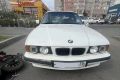 В Череповце водитель BMW сбил двух девочек-подростков на электровелосипеде