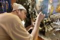 В храме Димитрия Прилуцкого на Наволоке началась реставрация резного иконостаса и фресок XVIII века