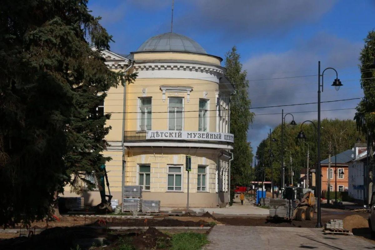 Мы уже писали о том, что даже те местные люди, кто критически относятся к власти, отмечают, как сильно изменились в лучшую сторону общественные пространства в Вологде и во всей области Мы уже писали о том, что даже те местные люди, кто критически относятся к власти, отмечают, как сильно изменились в лучшую сторону общественные пространства в Вологде и во всей области