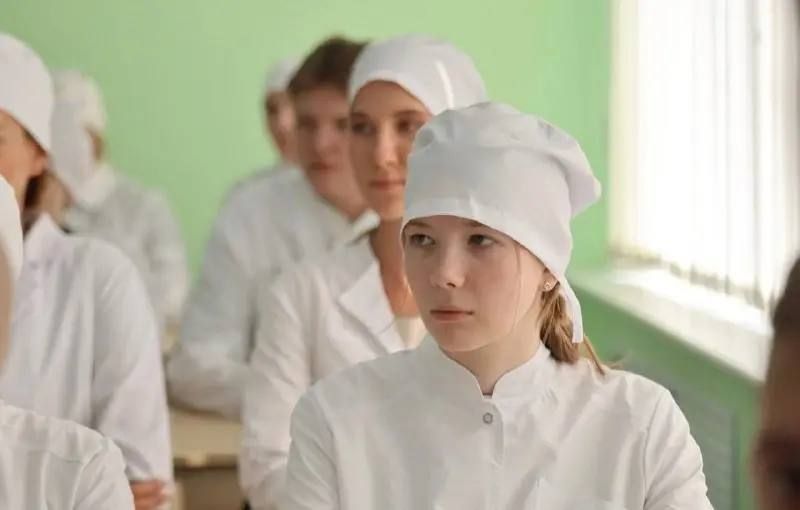 На Вологодчине новое поколение медработников готовят со школьной скамьи
