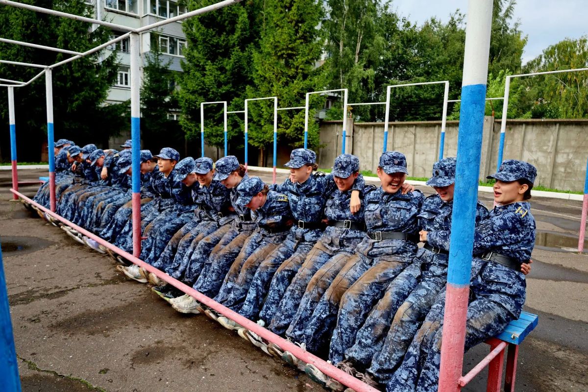 #В_объективе_УИС.
. В Вологодском институте права и экономики ФСИН России самые сильные, быстрые, ловкие и выносливые первокурсники совершили марш-бросок в рамках программы профессиональной подготовки по должности... #В_объективе_УИС.
. В Вологодском институте права и экономики ФСИН России самые сильные, быстрые, ловкие и выносливые первокурсники совершили марш-бросок в рамках программы профессиональной подготовки по должности...