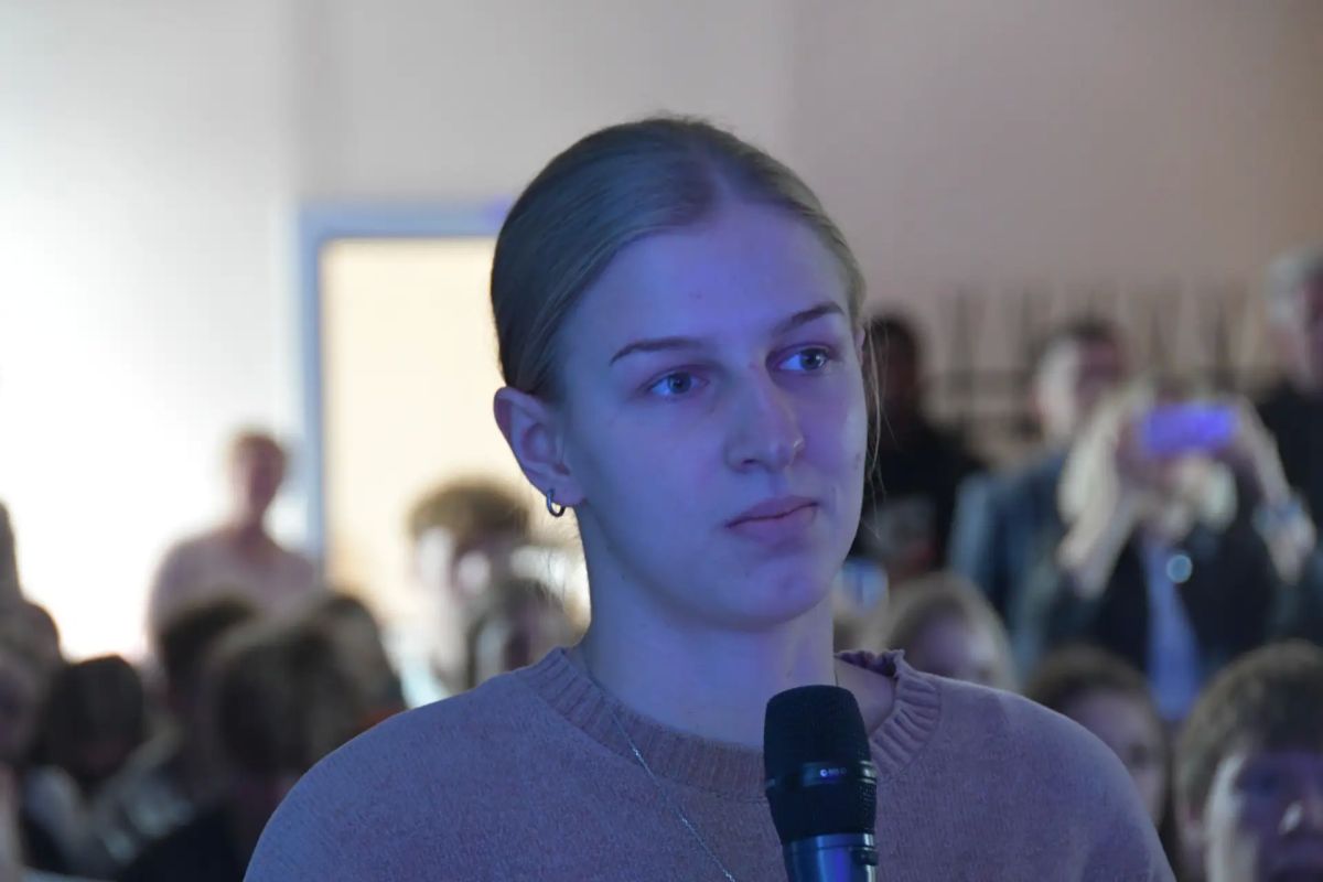 Встреча с легендой спорта в ВоГУ: о спорте, журналистике и силе духа! Встреча с легендой спорта в ВоГУ: о спорте, журналистике и силе духа!