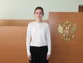 Не осталась в стороне!. В Бабаево инспектор по делам несовершеннолетних возвращалась с обеда и увидела у гаражей пожилого мужчину
