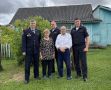 Чествовали юбиляра. Полицейские поздравили с юбилеем отца сотрудника органов внутренних дел, погибшего при исполнении служебных обязанностей