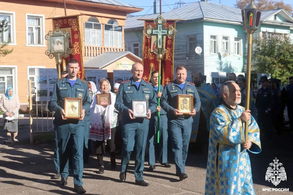 Богу хвала, ближнему защита Богу хвала, ближнему защита