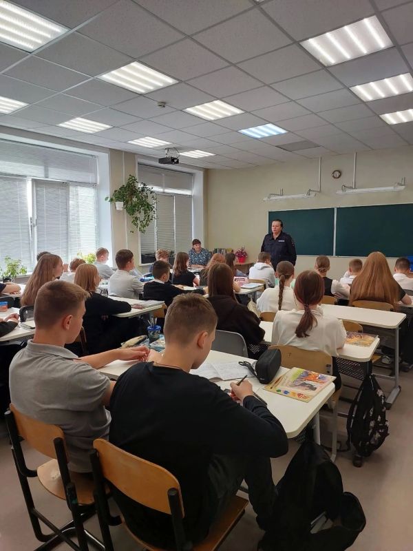 Полиция Сокола провела профилактические встречи в школах Полиция Сокола провела профилактические встречи в школах