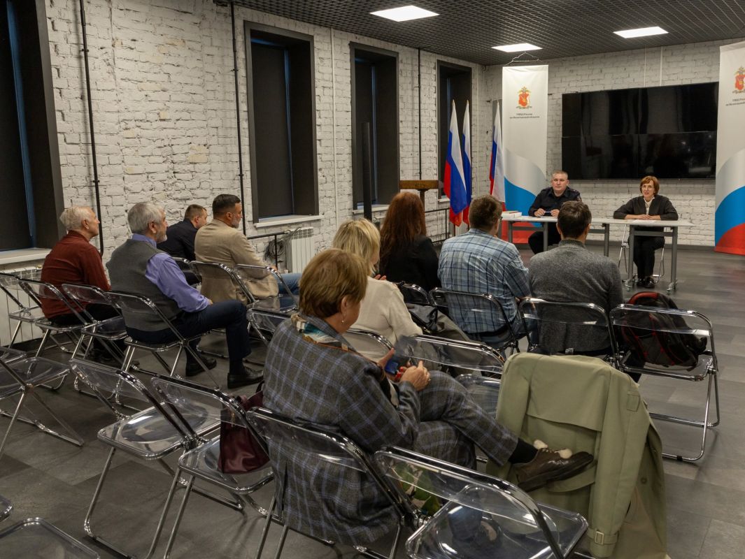 Общественный совет при УМВД России по Вологодской области провел плановое заседание, посвященное вопросам профилактики экстремизма в молодежной среде и формирования гармоничных межнациональных отношений