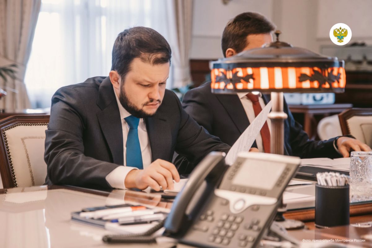 Реконструкцию аэропорта Вологды обсудили на встрече министра транспорта Андрея Никитина и губернатора Вологодской области Георгия Филимонова