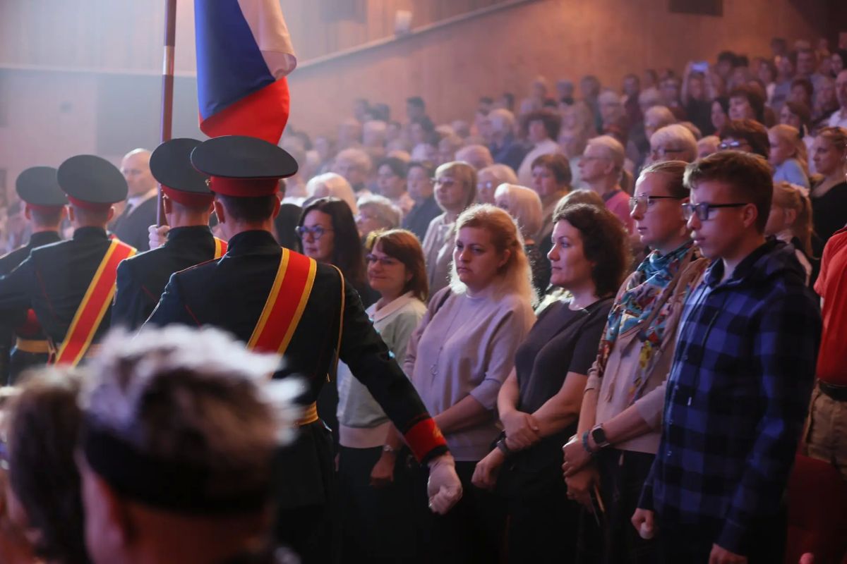 Андрей Накрошаев: Сегодня День воссоединения Донецкой и Луганской Народных Республик, Запорожской и Херсонской областей с Россией — дату, которая стала важной вехой в истории нашей страны Андрей Накрошаев: Сегодня День воссоединения Донецкой и Луганской Народных Республик, Запорожской и Херсонской областей с Россией — дату, которая стала важной вехой в истории нашей страны