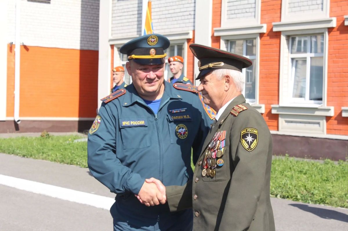 С Международным днём пожилого человека! С Международным днём пожилого человека!