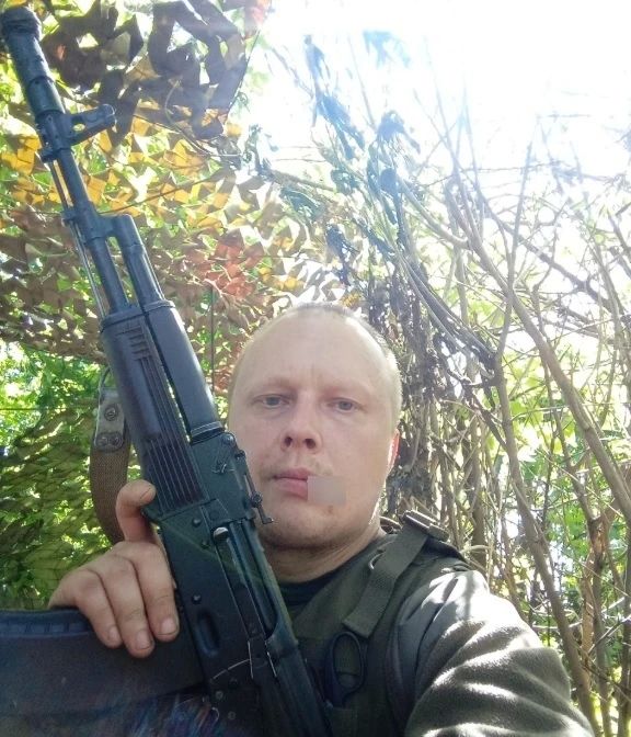 В Череповце в последний путь проводили ещё одного погибшего в зоне СВО военнослужащего