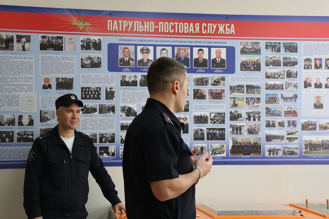 Члены Общественного совета посетили интерактивные пространства УМВД России «Череповец» Члены Общественного совета посетили интерактивные пространства УМВД России «Череповец»