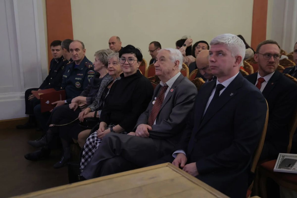 В Вологде торжественно отметили 150-летие регионального отделения Российского Красного Креста В Вологде торжественно отметили 150-летие регионального отделения Российского Красного Креста