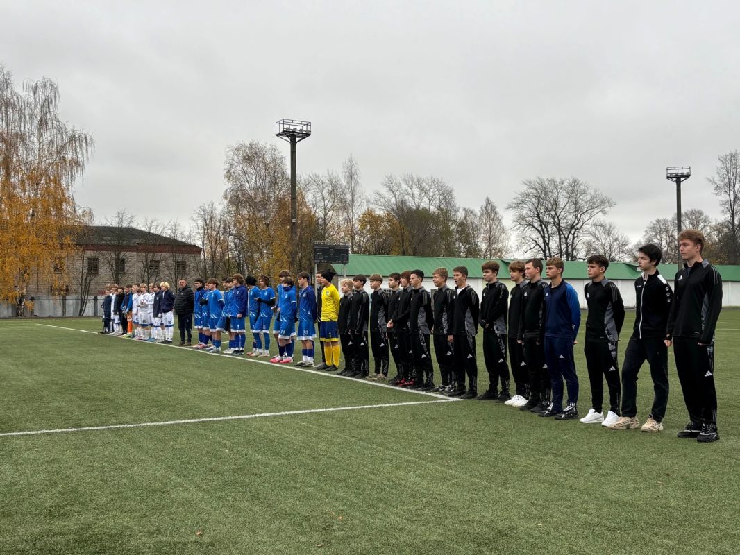 В Соколе полицейские провели ежегодный турнир по футболу, посвященный памяти кавалера Ордена Мужества Юрия Лагунова В Соколе полицейские провели ежегодный турнир по футболу, посвященный памяти кавалера Ордена Мужества Юрия Лагунова