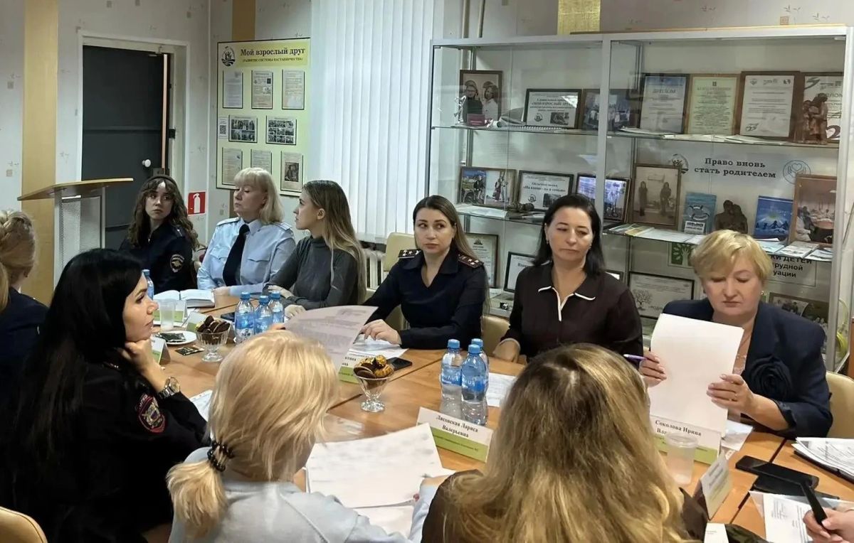 В Вологде полицейские приняли участие в межведомственном рабочем совещании по вопросам профилактики самовольных уходов воспитанников В Вологде полицейские приняли участие в межведомственном рабочем совещании по вопросам профилактики самовольных уходов воспитанников