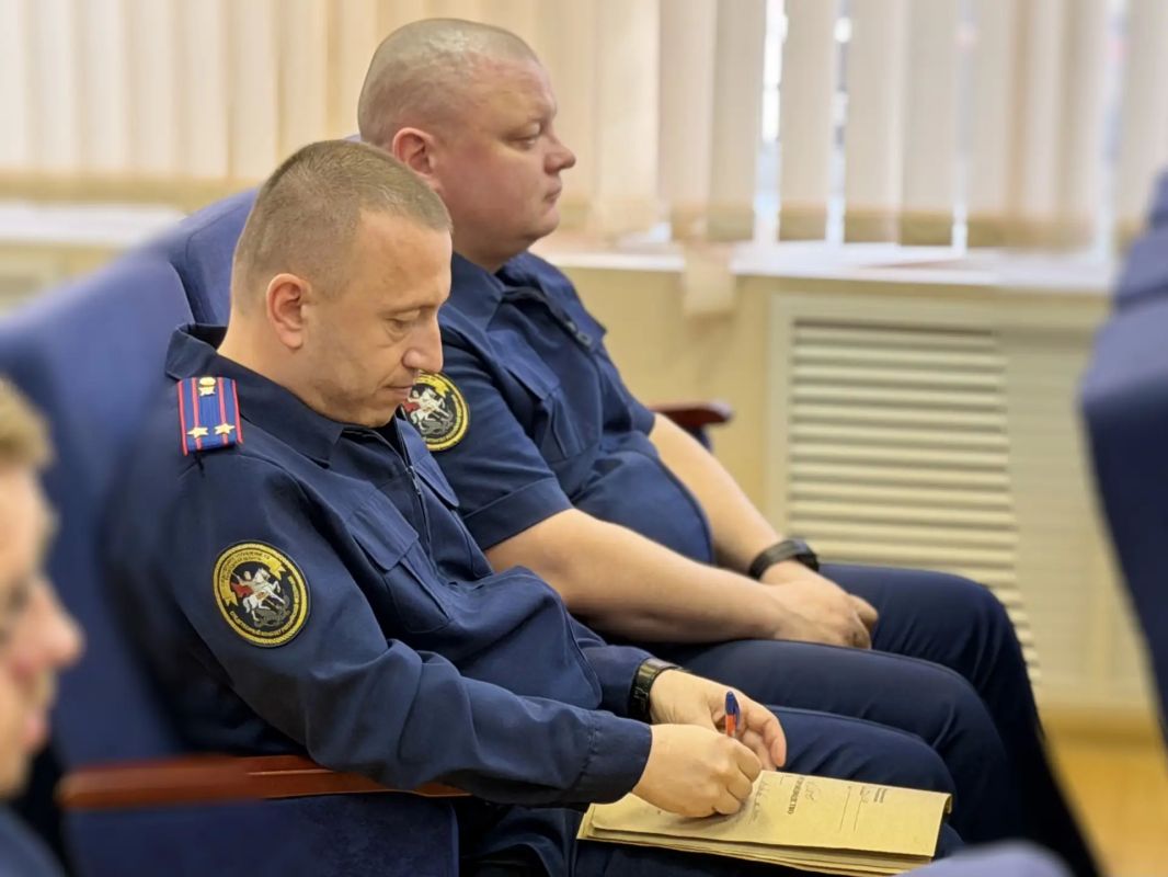 В Вологде обсудили вопросы раскрытия преступлений прошлых лет В Вологде обсудили вопросы раскрытия преступлений прошлых лет