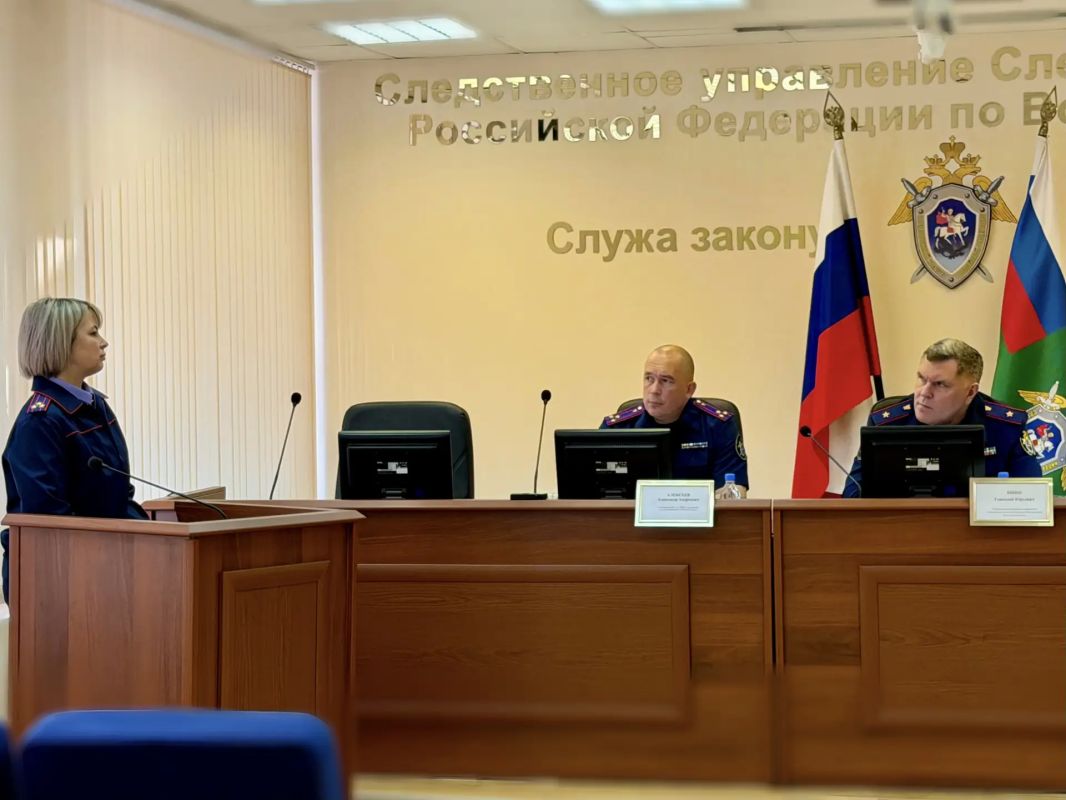 В Вологде обсудили вопросы раскрытия преступлений прошлых лет В Вологде обсудили вопросы раскрытия преступлений прошлых лет