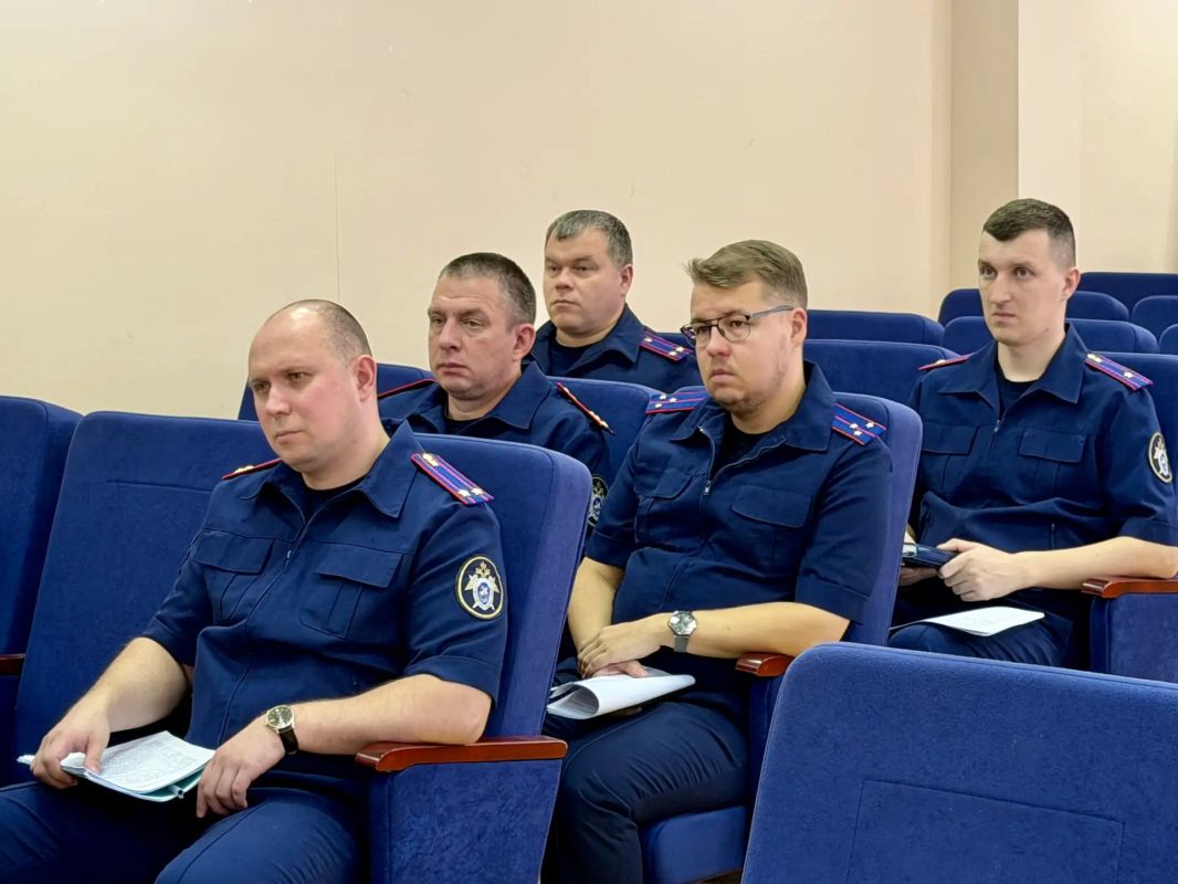 В Вологде обсудили вопросы раскрытия преступлений прошлых лет В Вологде обсудили вопросы раскрытия преступлений прошлых лет